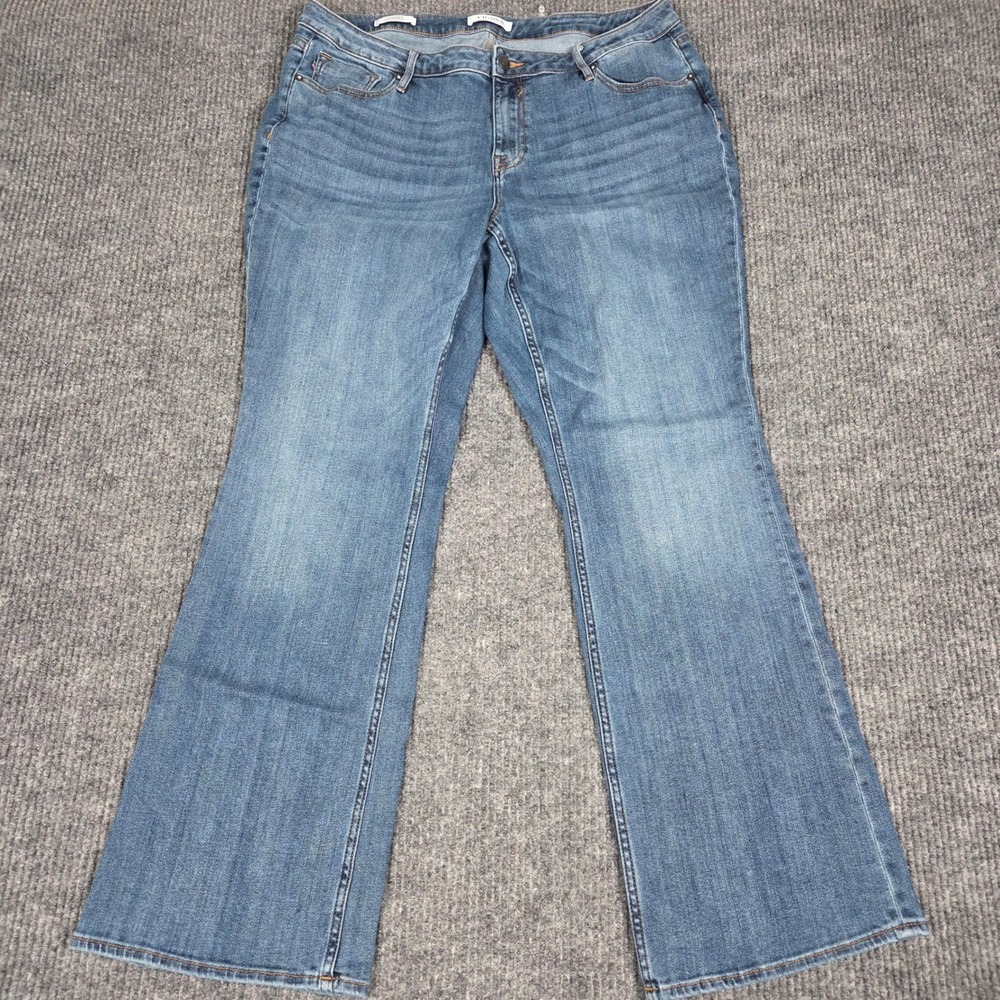 Vigoss Jagger Bootcut Jeans Womens 18 Medium Wash Blue Stretch Denim 26659